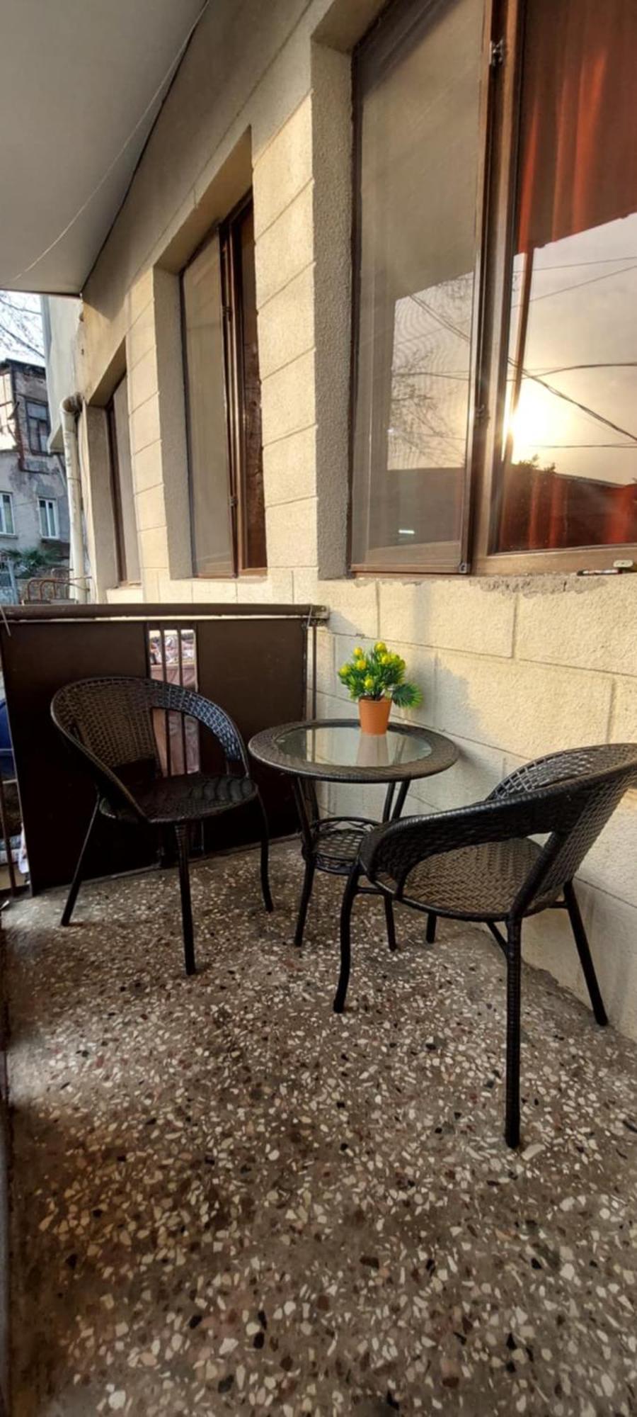 Guest House Theodora Кутаїсі Екстер'єр фото