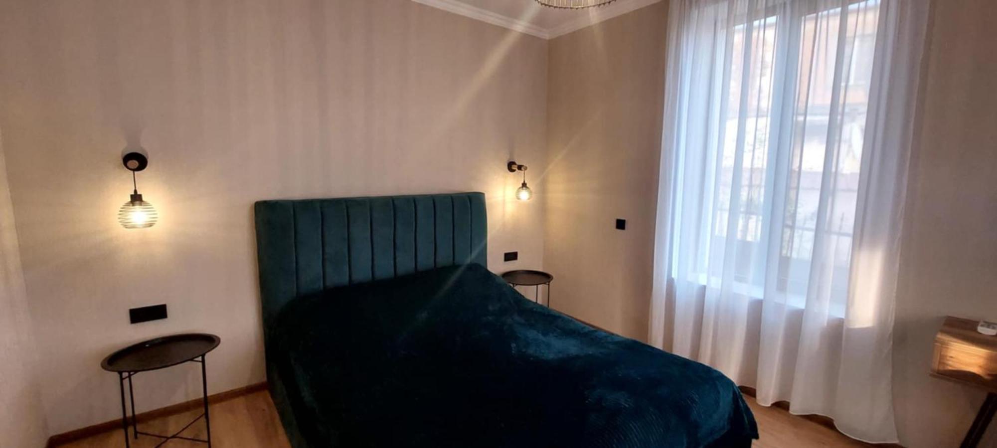 Guest House Theodora Кутаїсі Екстер'єр фото
