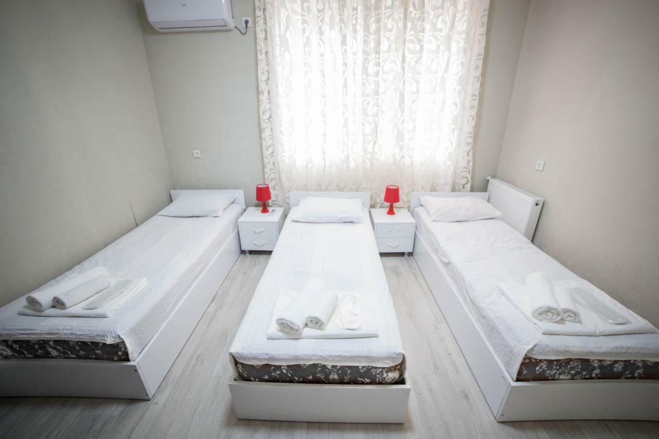 Guest House Theodora Кутаїсі Екстер'єр фото