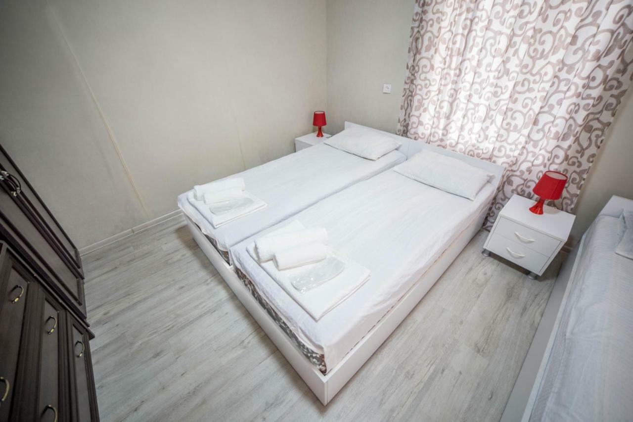 Guest House Theodora Кутаїсі Екстер'єр фото